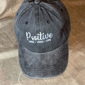 Gray Positive Vibes Life Cap OS